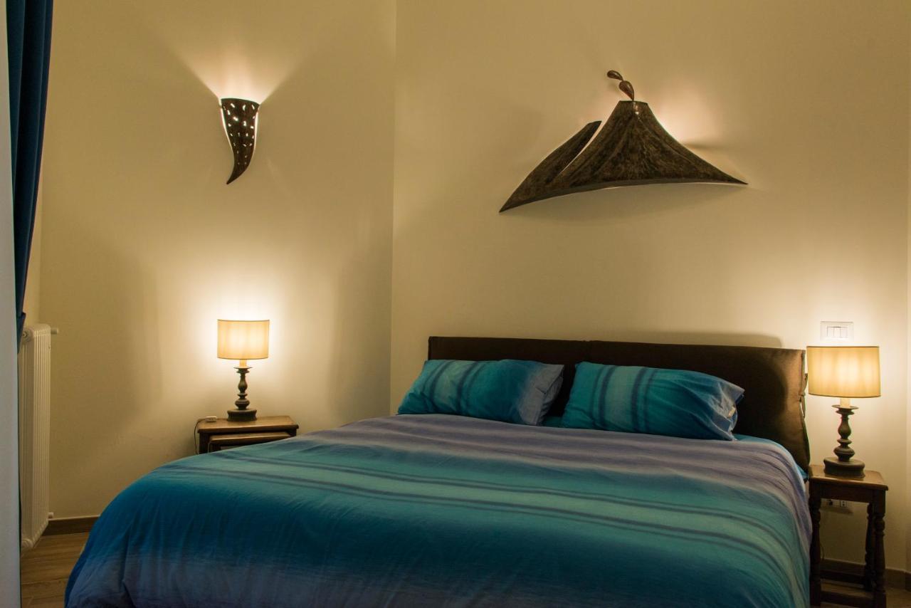 B&B Univercity Napoli Bagian luar foto